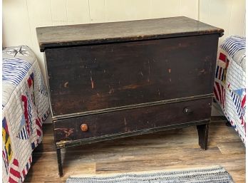 PAINTED (1) DRAWER BLANKET CHEST W BOOTJACK ENDS