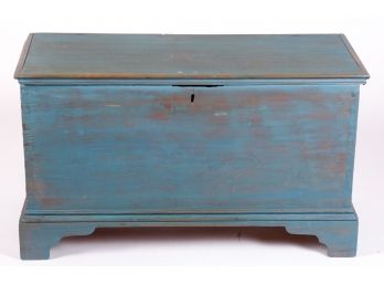 (Early 19th c) CHILD'S BLANKET BOX