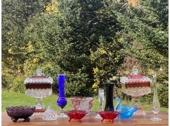 MISCELLANEOUS LOT of VINTAGE GLASS