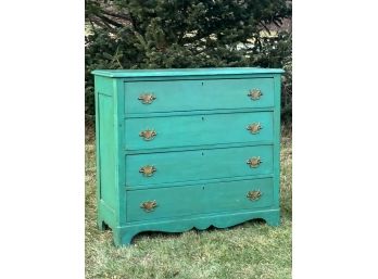 COUNTRY PAINTED CHEST of DRAWERS