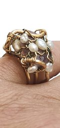 14 Kt Gold MCM Brutalist Fresh Water Pearl And Amethyst Ring Size 5 (A3102)