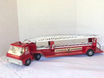 Structo By Ertl Toys Vintage Hook & Ladder Toy Fire Truck Pressed Steel
