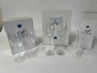 94. Collectible Flutes & Bud Vase By Avon (5)