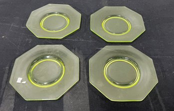 4. Vaseline Glass Plates (4)