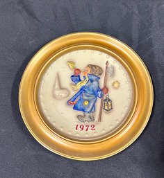 20. 1972 Hummel Annual  Porcelain Plate