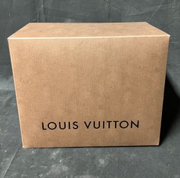 139. Louis Vitor Empty Gift  Box