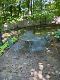 25. Outdoor Iron Patio Table And Chairs (5)