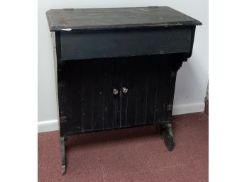 2. Antique Arts And Crafts Tool Box