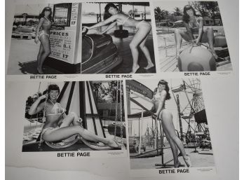 95. Bettie Page  Funland USA Photo Pack (5)