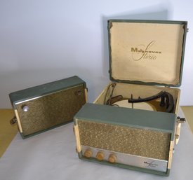 Magnavox Stereo Vinyl Record Player