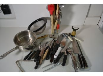 Utensils, Steamer & Other Kitchen Essentials