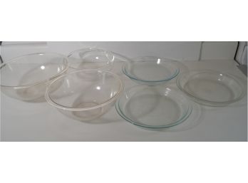 Pyrex Mixing Bowls & Pie Dishes
