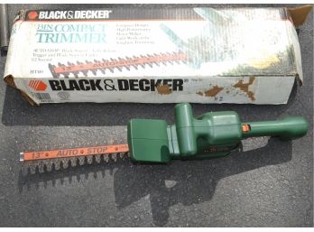 Black & Decker 13' Compact Hedge Trimmer HT100
