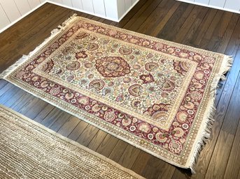 A Fine Hand Knotted Oriental Wool Rug, 4FT X 6 FT
