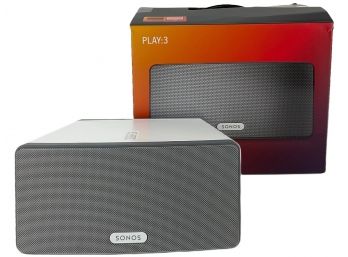 A Sonos Play:3 Wireless Speaker