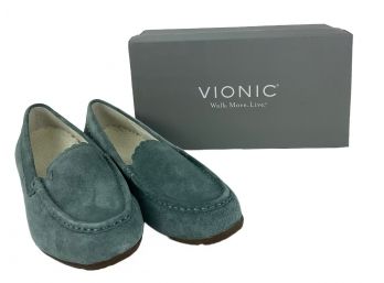 Brand New Vionic Slippers, Womens Size 9