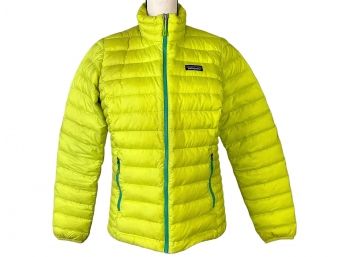 A Patagonia Puffer Jacket, Womens M