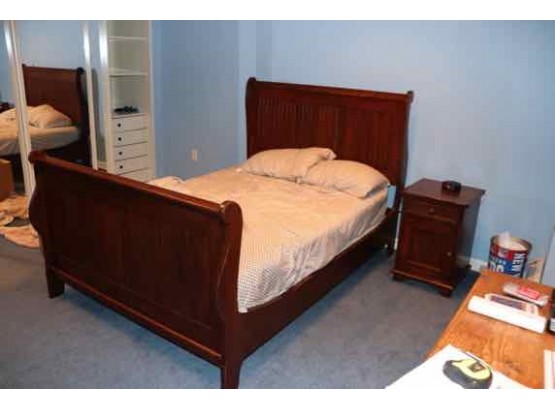 Wooden Full Size Bed