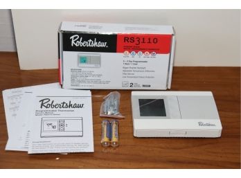 Robertshaw RS3110 Digital 5-2 Day Programmable Thermostat (1 Heat1 Cool)