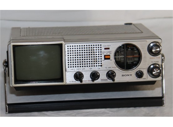 Sony TV-411 Portable TV-FMAM Receiver