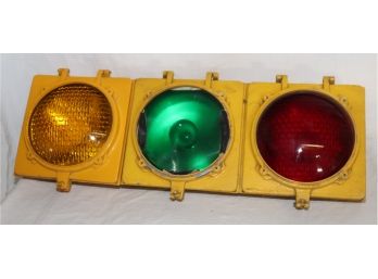 Vintage NYC Marbelite Yellow Traffic Light