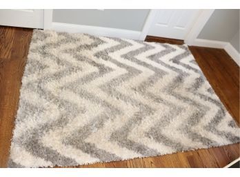 Shaggy Grey And White Glimmer Rug 5'4' X 7'3'