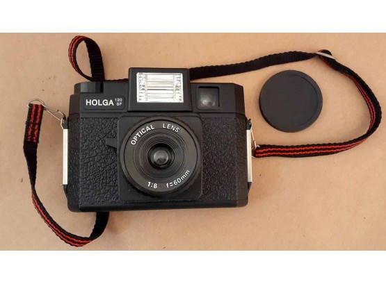 Holga 120SF Camera. Uses 120mm Film.