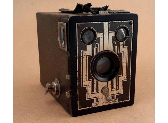 Kodak Brownie Six-20 Box Camera.