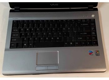 Sony Vaio Laptop Computer Model PCG-7F1L In Excellent Condition With Charge Wire. Works Good Battery Not Great