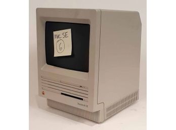 #6 Early Apple Macintosh SE. Model M5011