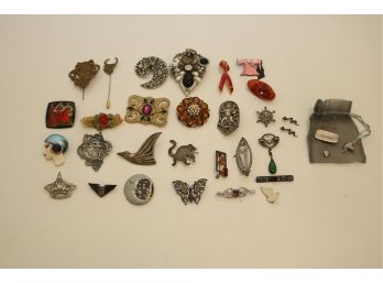 Vintage Costume Jewlery Brooch Pin Lot Some Sterling Silver