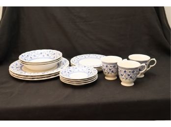17 Pieces  Nikko Tableware Japan White With Blue Flowers  17 Pieces