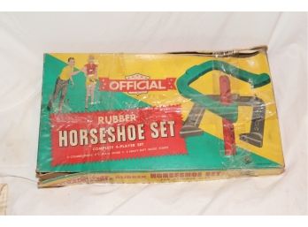 Official Horseshoe Set
