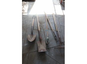 Garden Tool Lot Shovels & Rakes