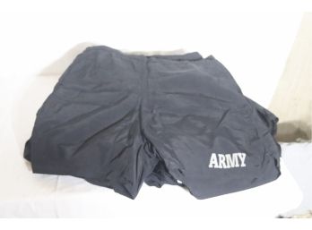 14 Pairs U.S. Army Issued Physical Fitness Uniform Shorts Size Large