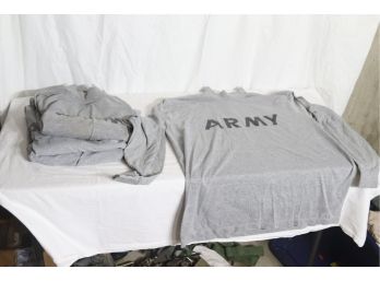 4 GENUINE US ARMY PT PHYSICAL FITNESS GRAY LONG SLEEVE T SHIRT Size Large
