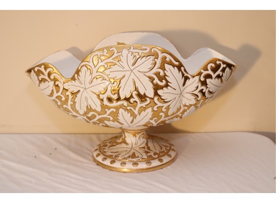 Vintage Porcelain Ceramic Centerpiece Gold Leaf Floral Pattern Made In Italy