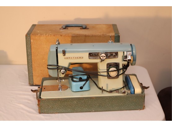 Vintage Blue Brother Model 1621 Portable Electric Sewing Machine