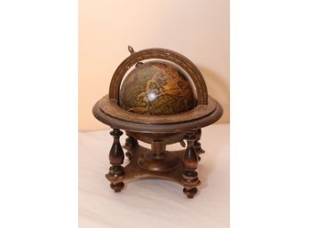 Vintage Wooden Shelf Globe Decor