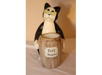 Smallwood Cat's Meow Figurine