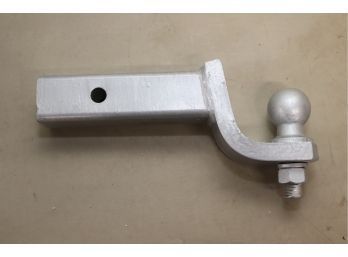 Toyota 2' Receiver Hitch With 1 7/8' Ball (H-4)