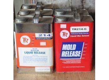 5 Gallon Cans Of Tr-214g Liquid Mold Release