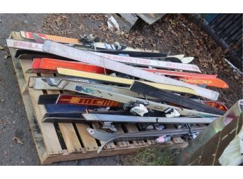 Vintage Downhill Ski Lot Perfect For Adirondack Chairs And Projects