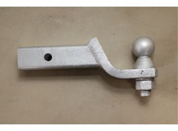 2' Receiver Hitch With 2' Ball (H-3)