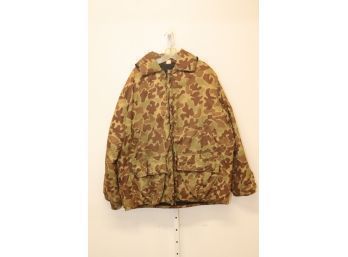 Vintage Size XL 48-50 Floating Camo Duck Hunting Jacket (H-4)