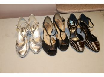 3 Pairs Of Women's High Heel Shoes Nicole Miller Size 8 M (WS-6)
