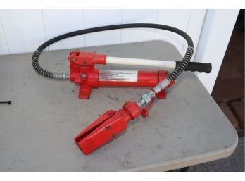 Hydraulic Lifting Wedge And Hand Pump Set  (D-36)