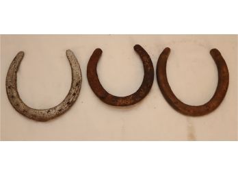Set Of 3 Vintage Lucky Horse Shoes