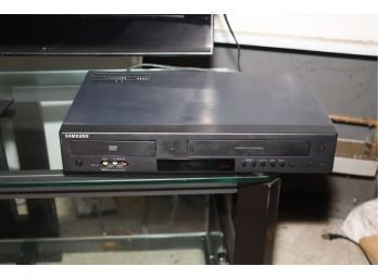 Samsung DVD-V9800 DVD/VCR VHS Combo Player  With Remote