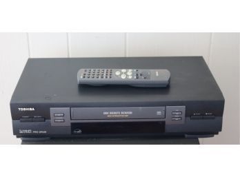 Toshiba W-602 VCR 4 Head Hi-Fi Stereo Pro Drum VHS Player Recorder With Remote